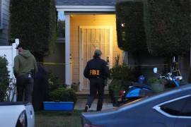 Agentes federales y fuerzas de seguridad acordonan la residencia de Cole Tomas Allen en Torrance, California, tras su detención en Washington D.C