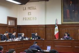 Batres especuló, durante la sesión, que dicha animadversión podría derivar de un oficio que envió ayer por la noche al OAJ.