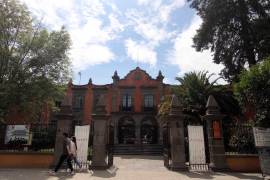 Con AMLO, sólo 7 de 32 dependencias lograron mudanza. Se reubicaron en otros estados parcialmente y por falta de recursos no se concretó el plan de descentralización; Sheinbaum no continuó la estrategia.