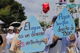 De nueva cuenta, colectivos ciudadanos convocaron a una Segunda Mega Marcha por el Agua en Guadalajara, Jalisco.