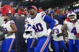 Mientras tanto, los Bills han sumado al defensive tackle Zion Logue, para llenar el espacio dejado por la suspensión de Miller.