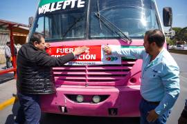 A los concesionarios que no cumplan con los reglamentos del transporte urbano, se les retirará la concesión, advirtió el alcalde Tomás Gutiérrez.