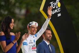 Del Toro cerró el Tour de Francia 2026 en el tercer lugar de la clasificación general y como mejor joven de la carrera.