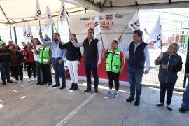 El alcalde Javier Díaz inició la rehabilitación de la plaza en la colonia Misión Cerritos.