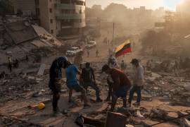 Más de tres días después de que dos terremotos devastaran la costa venezolana, las labores de rescate se vieron afectadas por el caos y las demoras, mientras disminuían las posibilidades de encontrar sobrevivientes.