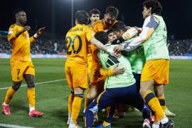 Gonzalo García festejó su gol decisivo en el tiempo añadido, convirtiéndose en el héroe inesperado del Real Madrid.