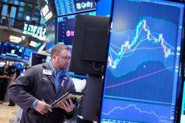 Ryan Falvey trabaja en el parqué de la Bolsa de Valores de Nueva York.