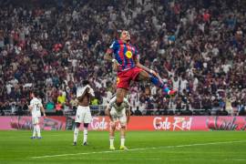 Raphinha celebra uno de sus goles en la final de la Supercopa de España ante el Real Madrid.