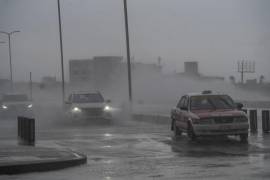 Se esperan fuertes lluvias, temperaturas bajo cero, vientos de hasta 90 km/h y oleaje de más de 3 metros, según el SMN. FOTO: VANGUARDIA/ARCHIVO
