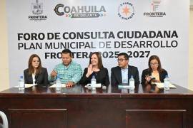 La alcaldesa Sara Irma Pérez Cantú encabeza el Foro de Consulta Ciudadana para el Plan Municipal de Desarrollo.