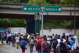 Contingente. Los migrantes no quieren permanecer en Chiapas.