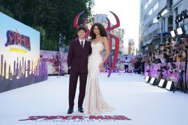 Tom Holland y Zendaya posan para los fotógrafos al llegar al estreno de Spider-Man: Brand New Day en Londres, el 29 de julio de 2026.