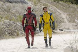 Esta imagen proporcionada por 20th Century Studios/Marvel Studios muestra a Ryan Reynolds como Deadpool/Wade Wilson, izquierda, y Hugh Jackman como Wolverine/Logan en una escena de Deadpool &amp; Wolverine. (20th Century Studios/Marvel Studios via AP)