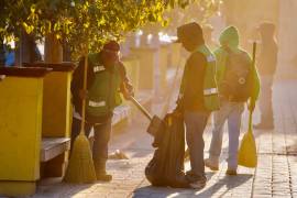 Cuadrillas municipales realizan trabajos como parte del programa “Obra Tras Obra” en distintos sectores de Ramos Arizpe.