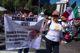 Miles de michoacanos exigen paz y justicia para Carlos Manzo durante protesta en Morelia