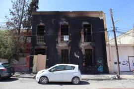 El Museo del Horror de Saltillo ardió en llamas durante la noche del sábado, mientras sus propietarios, ausentes en Monterrey, recibieron la noticia durante una conferencia en el Horror Fest.