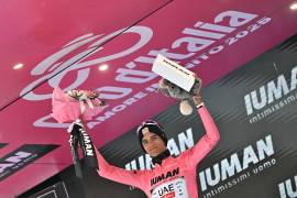 Isaac del Toro, firme en la cima del Giro de Italia, amplió su ventaja como líder tras una jornada dominada por los velocistas.