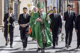 El obispo de Saltillo, Hilario González, pidió a la comunidad católica unirse en oración por la salud del Papa Francisco.