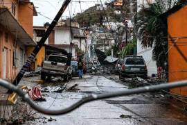 El nuevo balance incluye 43 personas fallecidas en Acapulco y 5 en Coyuca de Benítez, así como 6 personas desaparecidas