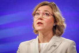 La vicepresidenta ejecutiva de Soberanía Tecnológica, Seguridad y Democracia, Henna Virkkunen, en una conferencia de prensa en Bruselas, Bélgica.