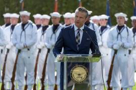 El secretario de Defensa, Pete Hegseth, interviene durante la ceremonia del Día Nacional de Reconocimiento de los Prisioneros de Guerra y Desaparecidos en Combate (POW/MIA) en el Pentágono en Washington.
