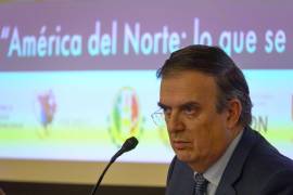 Marcelo Ebrard, Secretario de Economía, durante el Seminario Internacional de América del Norte: Lo que se avecina, evento realizado en el Colegio de México.