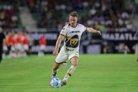 Aaron Ramsey regresó a las instalaciones de Pumas para continuar con su recuperación tras la lesión en los isquiotibiales que lo mantuvo fuera de juego.