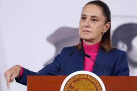 Claudia Sheinbaum exige que toda muerte violenta de mujer se investigue inicialmente como feminicidio. Conoce la nueva estrategia contra la impunidad en México.