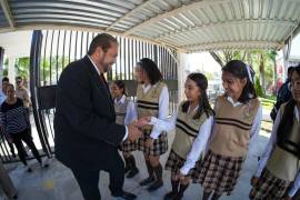 Tomás Gutiérrez Merino, alcalde de Ramos Arizpe, impulsa acciones de atención psicológica y prevención del suicidio entre estudiantes.