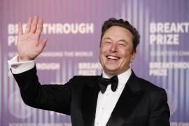 Elon Musk se convirtió en el primer hombre en alcanzar los 400 mil millones de dólares | Foto: Especial