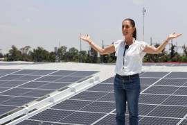 Claudia Sheinbaum, jefa de Gobierno, en recorrido informó que entró operación la primera etapa de la Planta Solar Fotovoltaica de la Central de Abasto (CEDA) de la Ciudad de México.