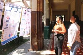 Estudiantes de bachillerato de la Unidad Sureste participaron en el Primer Encuentro de Carteles Científicos organizado por la UAdeC.