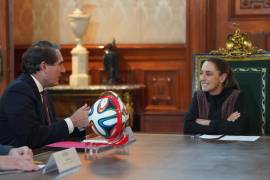 Desde el Palacio Nacional, la presidenta de México, Claudia Sheinbaum Pardo informó en su cuenta de X que se reunió con el directivo operativo de The Coca-Cola Company, Henrique Braun.