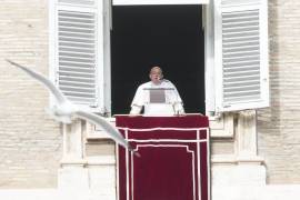 El papa Francisco ha emitido varias advertencias sobre los riesgos asociados con la tecnología de IA.