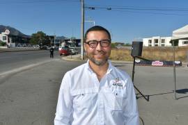 El funcionario Víctor de la Rosa Molina adelantó cambios en el sistema de transporte público en Saltillo.