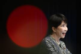 La primera ministra de Japón, Sanae Takaichi, en una conferencia de prensa tras la reorganización de su gabinete en la oficina de la primera ministra, con el objetivo de consolidar la coalición gobernante.