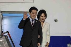 Llegada del presidente de Corea del Sur, Lee Jae-Myung, junto a la primera dama Kim Hye-kyung, al Aeropuerto Internacional Felipe Angeles (AIFA).