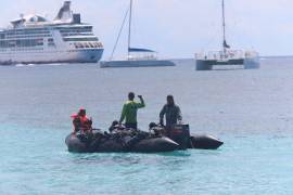La denuncia se presentó ante la FGR en Bahías de Huatulco, y los pescadores aseguraron que no realizaban ninguna actividad irregular.
