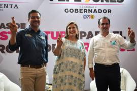 Acompañada por José Yunes Zorrilla, candidato a la gubernatura de Veracruz, Gálvez promete garantizar recursos para el mantenimiento de carreteras federales.