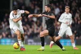 Raúl Jiménez ingresó en la segunda parte para fortalecer el ataque del Fulham.