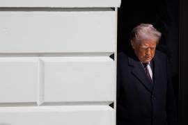 El presidente estadounidense aseguró tras emitir la orden que no volverán a hacer negocios con la empresa.