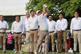 El torneo reunió a 150 participantes en formato de tercias, reforzando el espíritu de convivencia y apoyo a la educación.