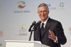 Aseguró que la política de que Banco Azteca es hacerse responsable de cualquier dinero que la gente deposite ahí