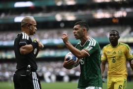 La expulsión de Themba Zwane al minuto 84 del México vs Sudáfrica figura entre los episodios señalados por el organismo internacional.