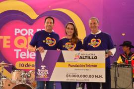 El alcalde Javier Díaz González y la presidenta honoraria del DIF Saltillo, Luly López Naranjo, formalizaron la aportación de un millón de pesos al Teletón 2026, en apoyo a los servicios de rehabilitación del CRIT Coahuila.