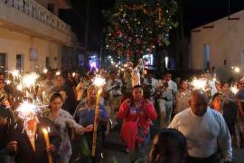 Las posadas son un festejo tradicional que se lleva a cabo 9 días antes de la Navidad, es decir del 16 al 24 de diciembre.