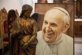 Durante la madrugada del 21 de abril se dio a conocer el fallecimiento del Papa Francisco, a sus 88 años de edad, hundiendo a todos en un luto en todo el mundo.