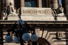 Banxico pronóstico un déficit comercial de -9 mil 780 millones de dólares; en diciembre se estimaba una cifra -10 mil 321 mdd.