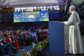 El papa León XIV da un discurso en los actos del Día Mundial de la Alimentación en la sede romana de la Organización de Naciones Unidas para la Alimentación y la Agricultura (FAO).
