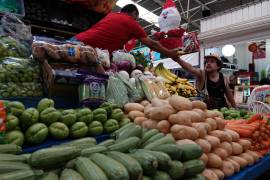 Alimentos, bebidas y tabaco presentaron una variación porcentual de 6.60 por ciento anual.